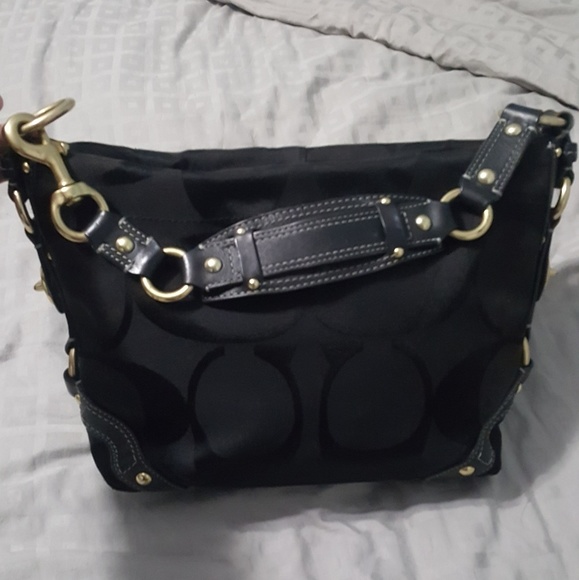 COPY - COACH CARLY SIGNATURE JACQUARD BAG (MEDIUM) - Picture 1 of 6